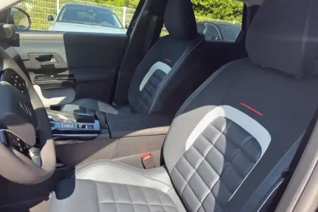 Citroën C5 Aircross hybride 145 ch e-dcs6 — photo 10
