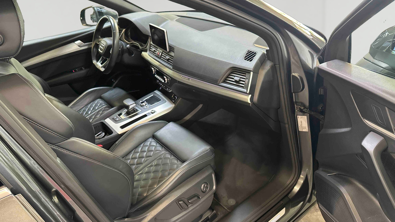 Audi Q5 55 TFSI e 367 S tronic 7 Quattro — photo 31