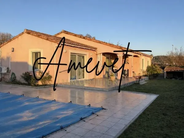 MORIERES-LES-AVIGNON - MAISON DE PLAIN-PIED ET PISCINE