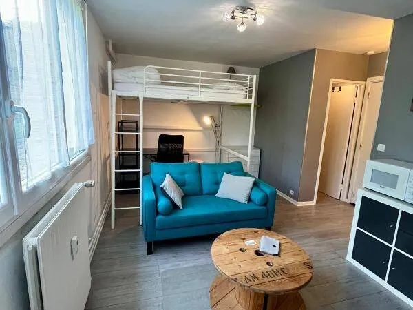 Studio 1 pièce 25 m²