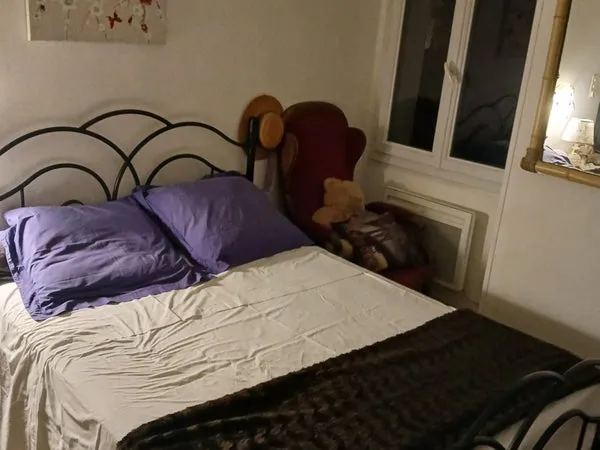 Cheche femme colocataire