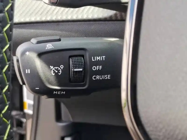 Peugeot 2008 puretech 130 s&amp;s eat8 — photo 19
