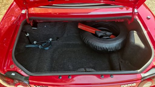Mazda MX5 1.6 90 - Soft Top – 1996 – 62344 km – Essence – Boîte Manuelle — photo 27