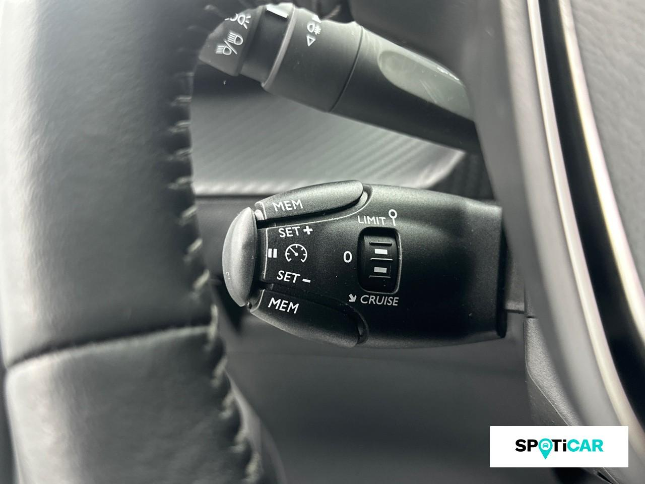 Peugeot 208 1.2 puretech 75ch s&s active — photo 17