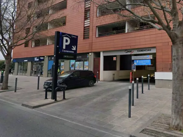 Parking 13 m²