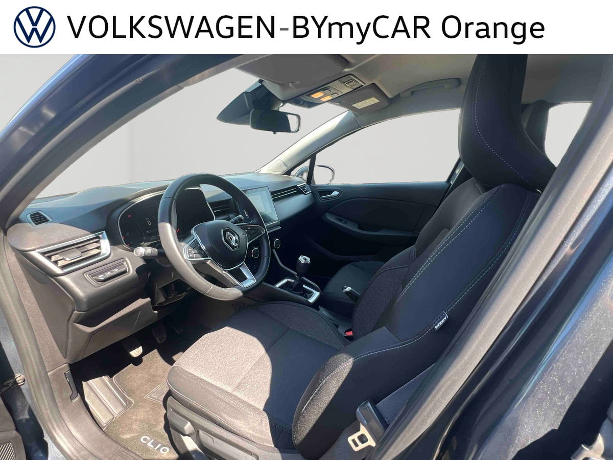 Renault Clio TCe 100 — photo 21