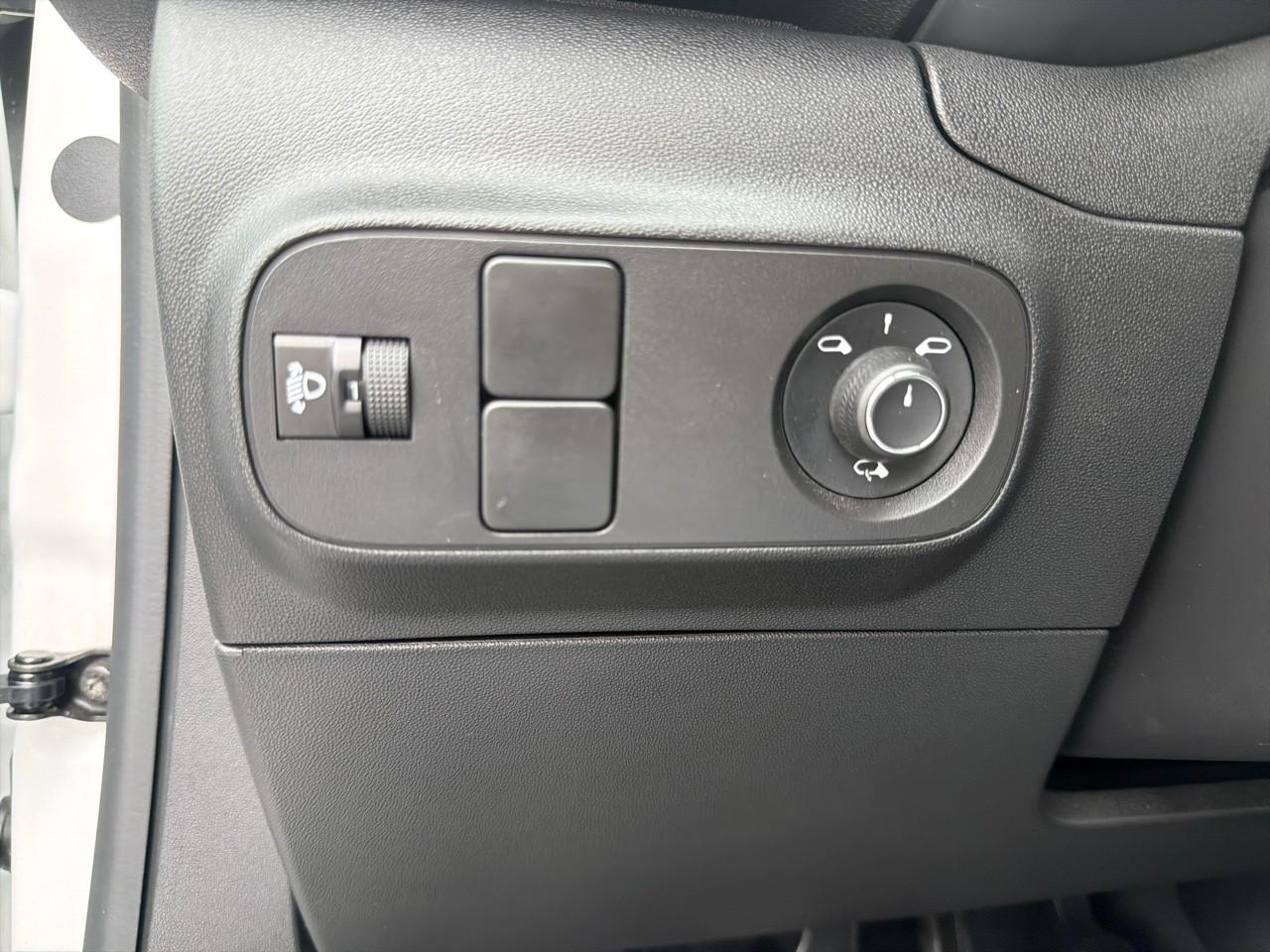 Citroën C3 1.2 puretech 83ch s&s shine — photo 13
