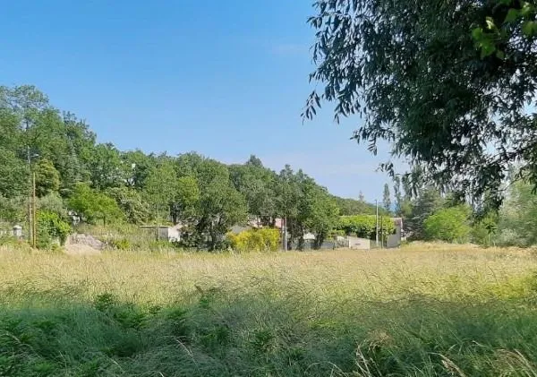 Terrain 672 m² Malataverne