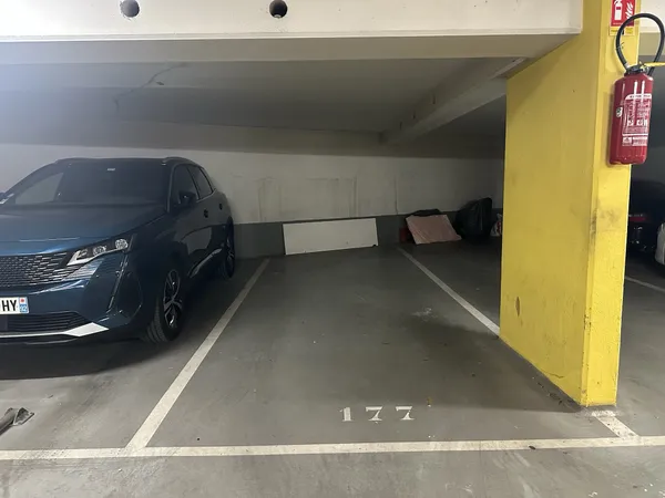 Loue parking