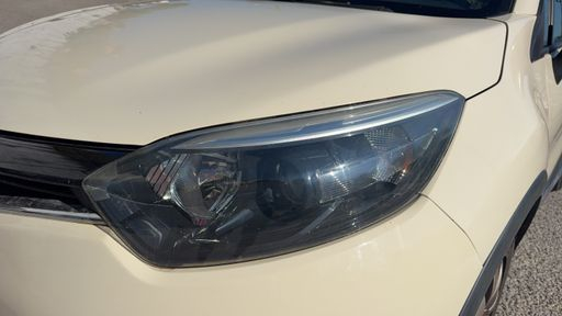 Renault Captur 0.9 TCe 90 - Business – 2015 – 120562 km – Essence – Boîte Manuelle — photo 12