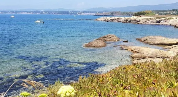 Appartement T3 de 63m2 à proximité immédiate des plages à Si