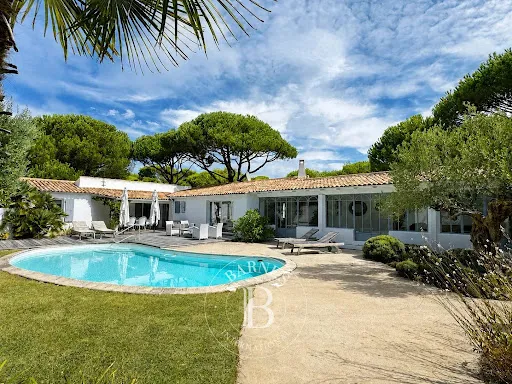 Maison 6 pièces 200 m²