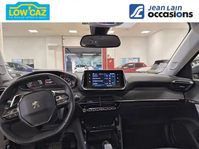 Peugeot 2008 puretech 130 s&amp;s eat8 — photo 3