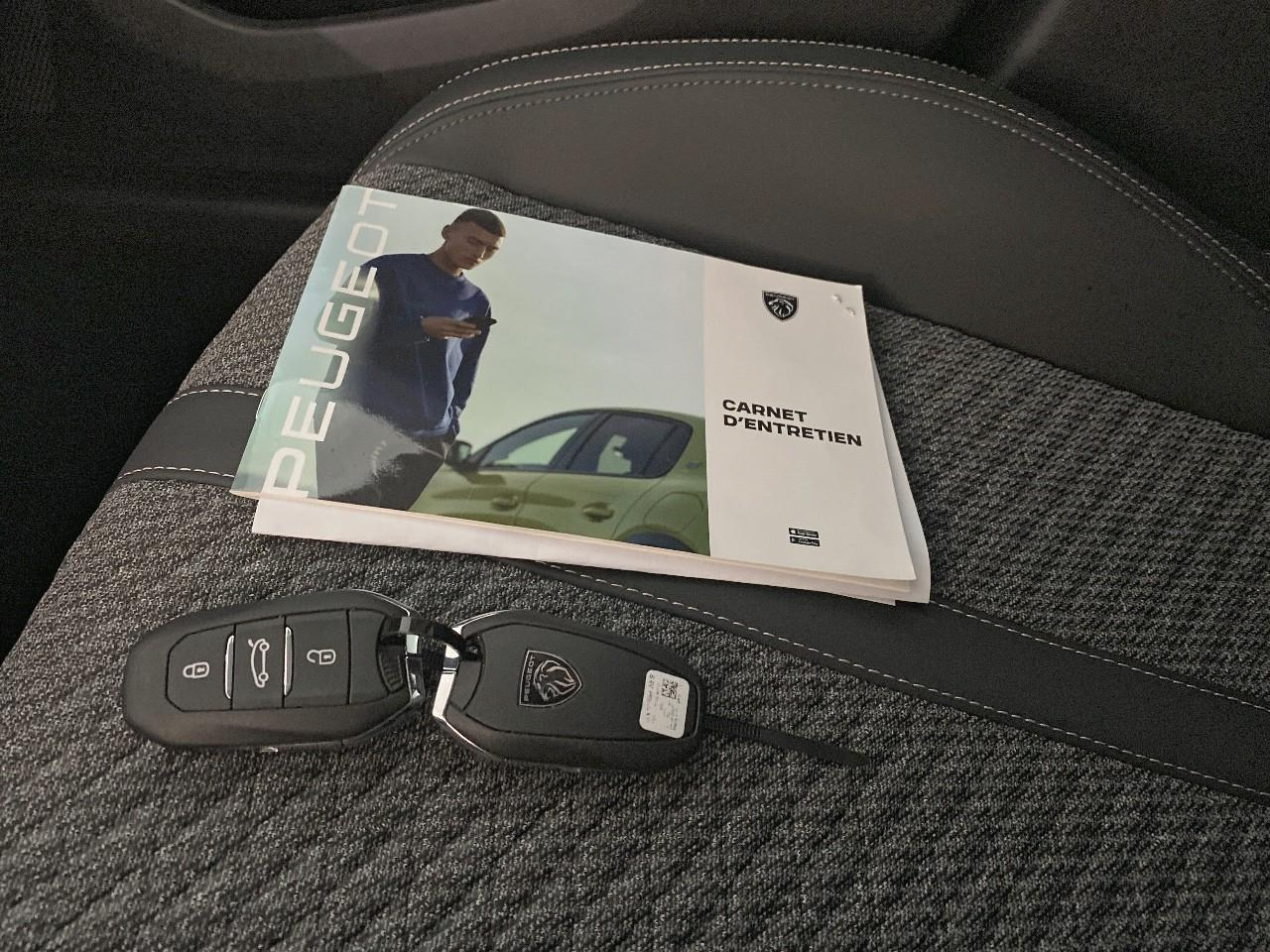 Peugeot 308 sw hybrid 145 e-dcs6 allure — photo 18