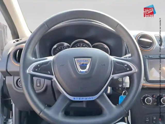 Dacia Sandero 0.9 tce 90ch explorer — photo 12