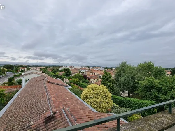 T2 dernier etage residence securisee et de standing avec magnifique terrasse 34m2 + balcon 9m2