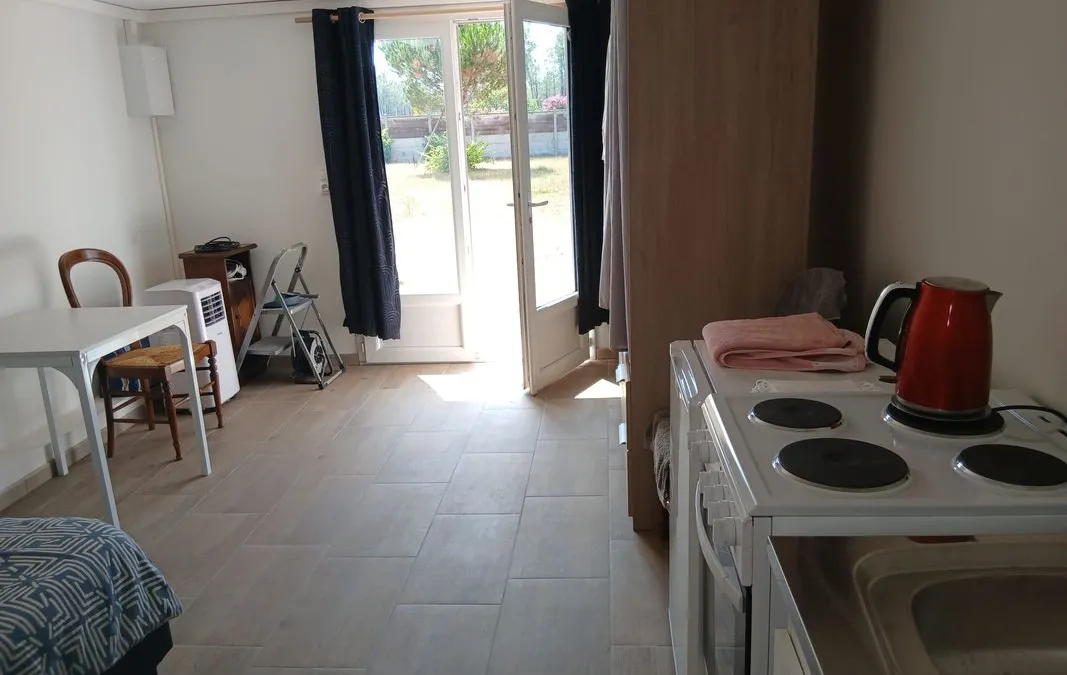 Photo 1