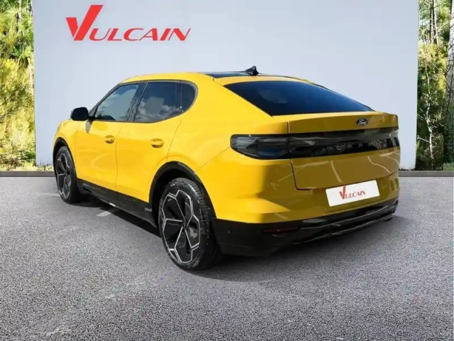 Ford Capri awd extended range 79 kwh 340 ch — photo 30
