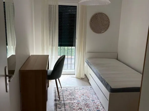 Duplex neuf de 5 chambres en colocation meublée