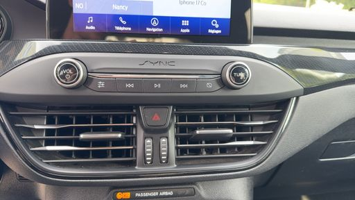 Ford Focus 1.0 EcoBoost 125 - ST Line – 2019 – 96540 km – Essence – Boîte Manuelle — photo 28
