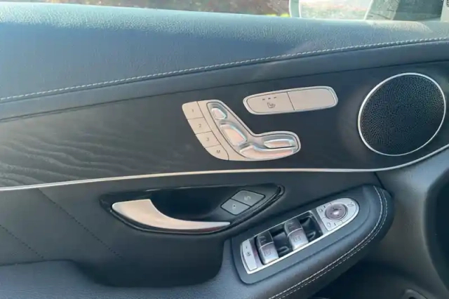Mercedes Glc coupé 300 de 9g-tronic 4matic — photo 18