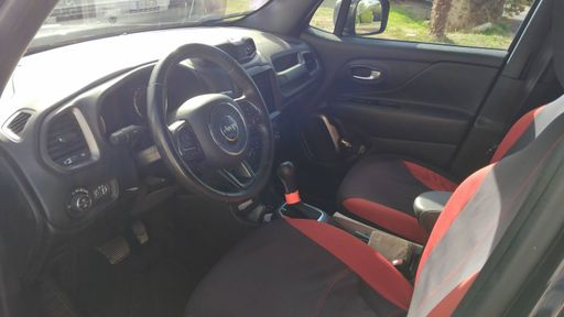 Jeep Renegade 1.3 GSE T4 150 BVA6 - Limited – 2020 – 107948 km – Essence – Boîte Automatique — photo 12