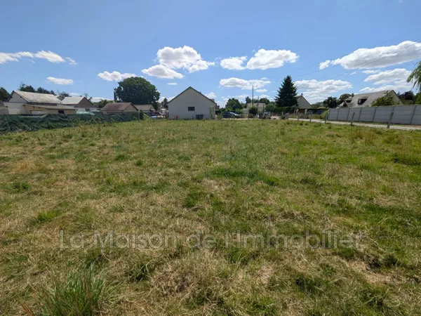Terrain en individuel 733 m²