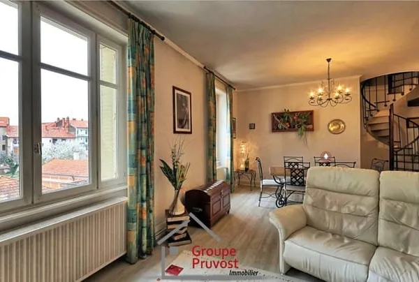 Appartement 6 pièces 149 m²