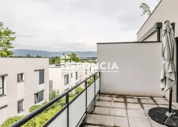 Appartement 4 pièces 90 m²