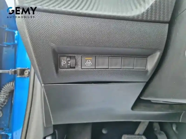 Peugeot 208 electrique 50 kwh 136ch — photo 19