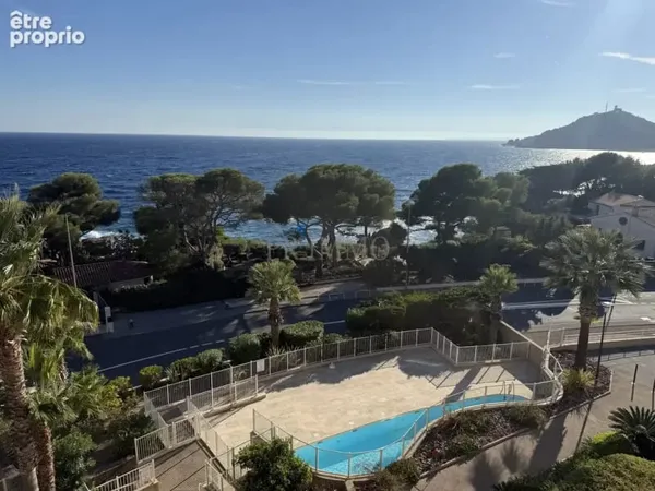 Agay 2pièces vue mer