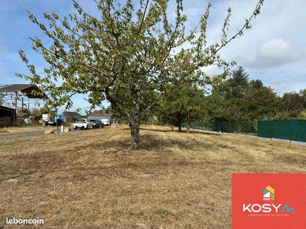Terrain à bâtir de 578 m² à TIERCE (49)