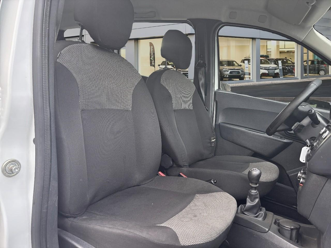 Dacia Lodgy 1.5 blue dci 95ch ambiance — photo 9