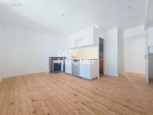 Studio 1 pièce 22 m²