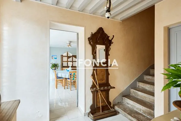 Maison 9 pièces 215 m²