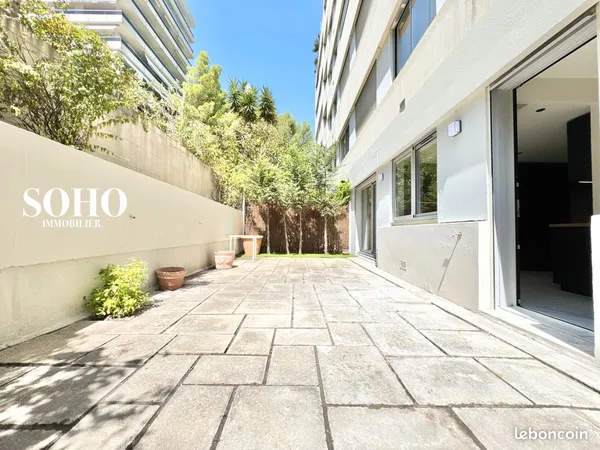 RÉSIDENCE LA CADENELLE - LOCATION T4 rénové - Terrasse 38 m2 - Balcon / Terrasse 13 m2 + cave 5 m2