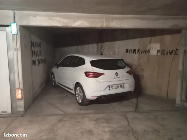 Place de parking dans garage souterrain Blvd Rabatteau