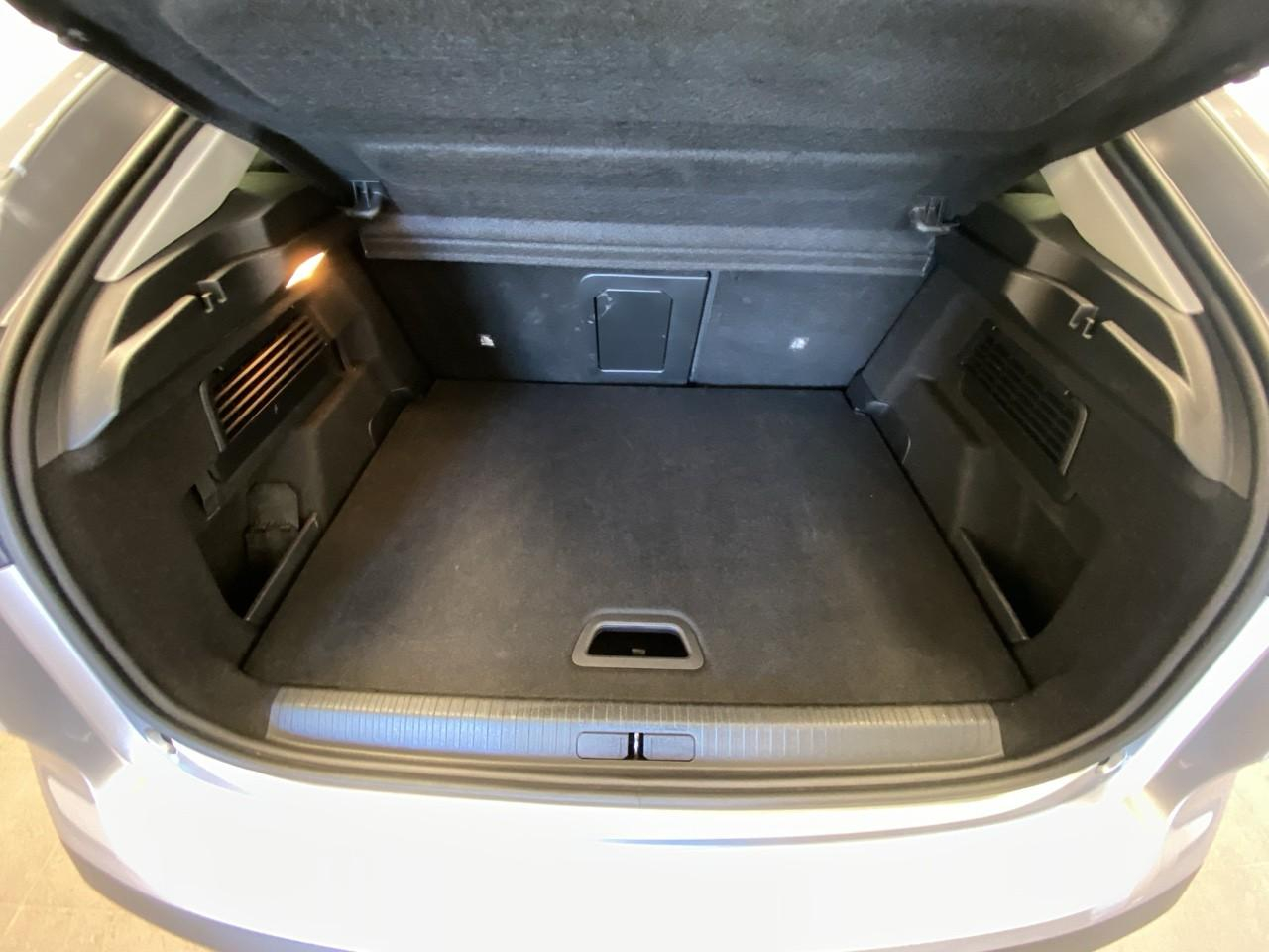Citroën C4 puretech 130 s&s eat8 shine pack — photo 6