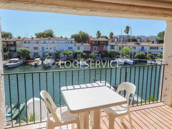 Golfe De St Tropez Appartement Avec Amarrage 12 M