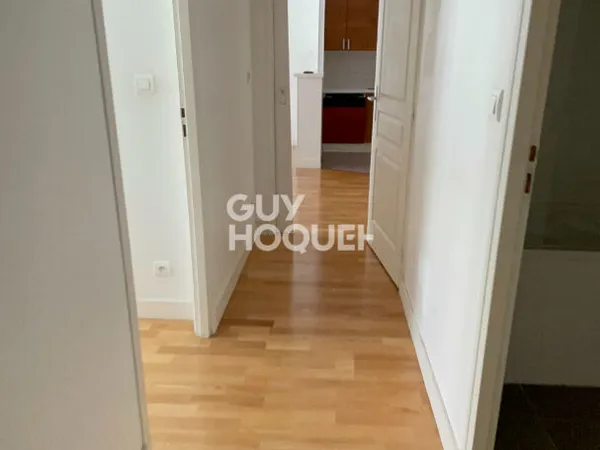 Appartement à vendre de 4 pièces de 78.49 m² avec place parking privative CENTRE VILLE EPERNAY