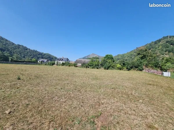 Terrain 1 540 m² Ger