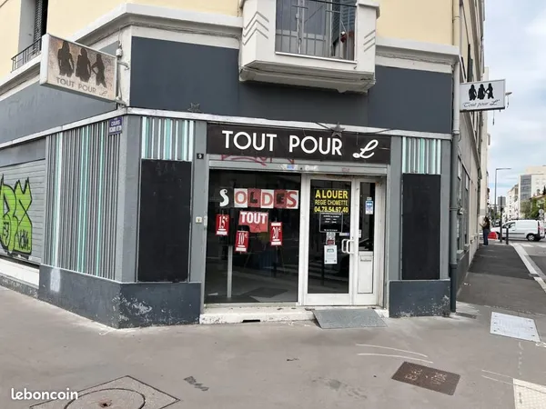 Local commercial 80 m²
