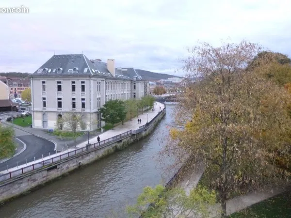 Super appartement luminieux