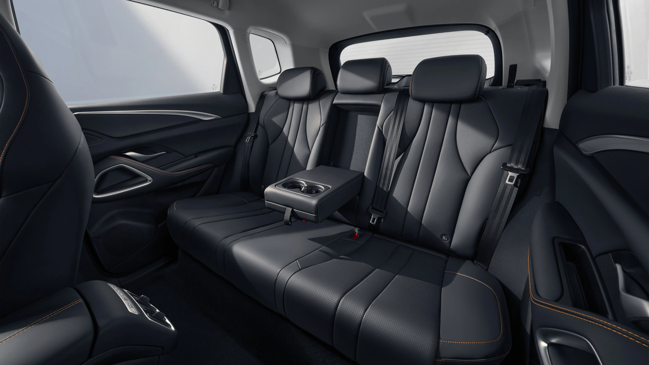 BYD Sealion 5 1.5l DM-i 212 ch PHEV — photo 7