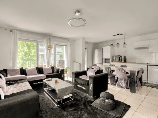 En exclusivité ! Appartement T4 de 80 m2 situé au 2e étage,