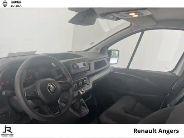 Renault Trafic fg l1h1 3t 2.0 blue dci 130ch confort e6e — photo 15