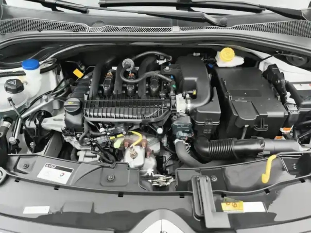 Citroën C3 puretech 83 s&amp;s bvm5 shine — photo 7