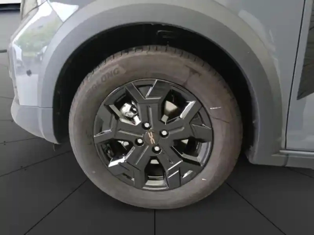 Dacia Jogger 1.0 tce 110ch extreme 7 places -25 — photo 11