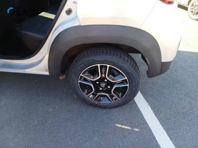 Dacia Spring achat intégral — photo 11
