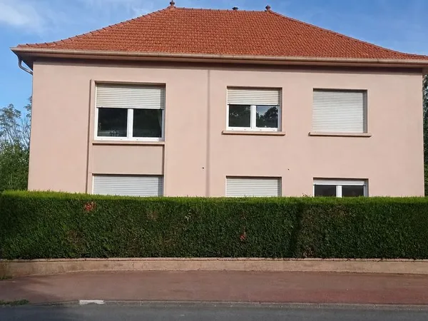 Maison de 194 m² avec 2 appartement de 97 m² + Grand terrain - avec terrasse et terrain - proche cen